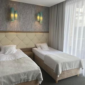 Deluxe Zimmer mit Kingsize-Bett